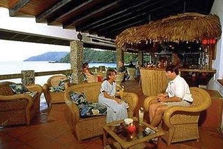 Blue Waters Inn,Scarborough>>Batteaux Bay,4 star