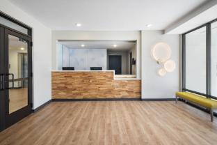 Echo Suites Extended Stay By Wyndham Springfield Airport Plz,3471 W Kearney Street,2 star