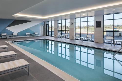 Hyatt Place Post Falls/Coeur D'alene,1213 E 4Th Ave,2 star