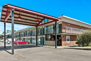 Hotel O Star Motel Hattiesburg Hwy 49,,3 star