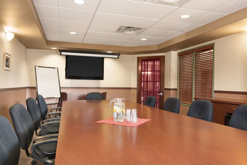 days inn by wyndham thunder bay north