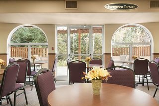 days inn by wyndham thunder bay north