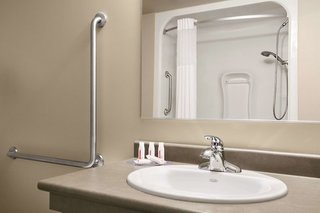 days inn by wyndham thunder bay north