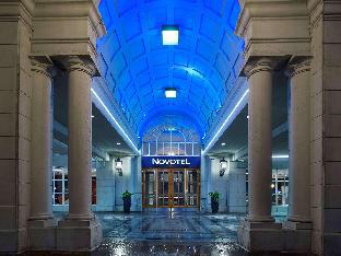 novotel toronto centre