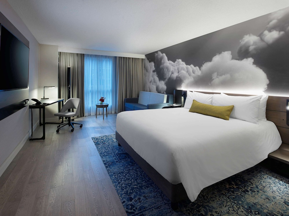 novotel toronto centre