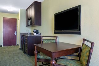 Treasure Island Hotel And Marina,Pinellas County>>Madeira Beach,3 star