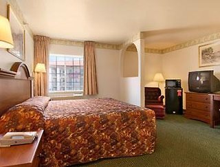 Surestay Plus Hotel By Best Western Tulsa East,Tulsa>>Oklahoma,3 star