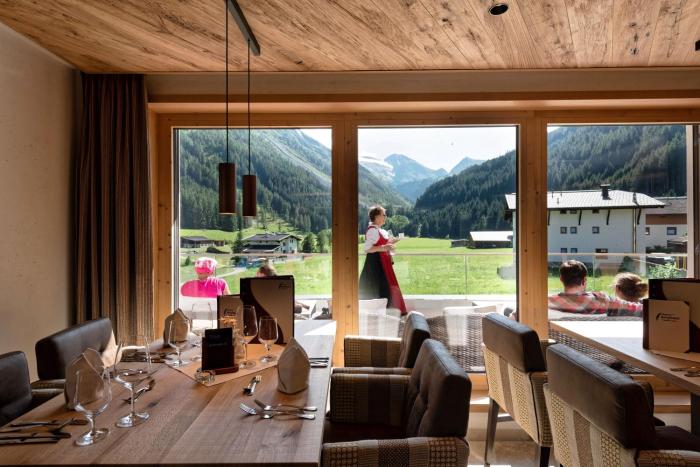 alpinhotel berghaus