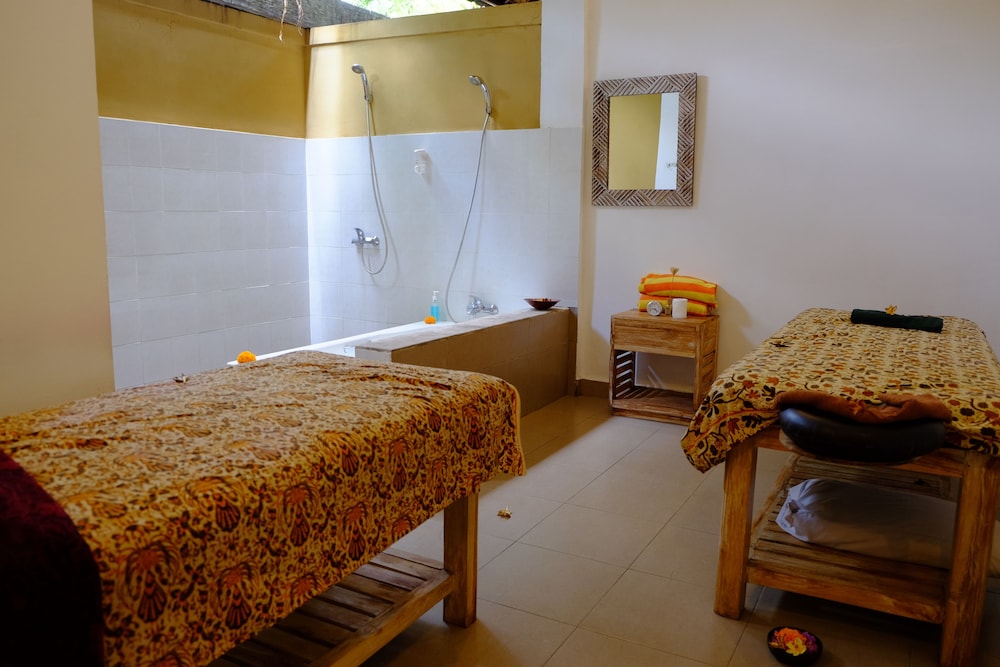 jati 3 bungalows and spa