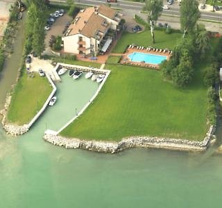 Yachting Hotel Mistral,Lake Garda>>Brescia,3 star