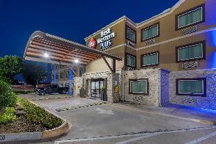 Comfort Suites Entertainment,,3 star