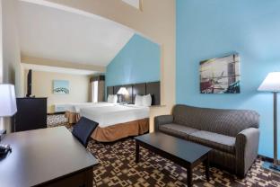 comfort suites entertainment