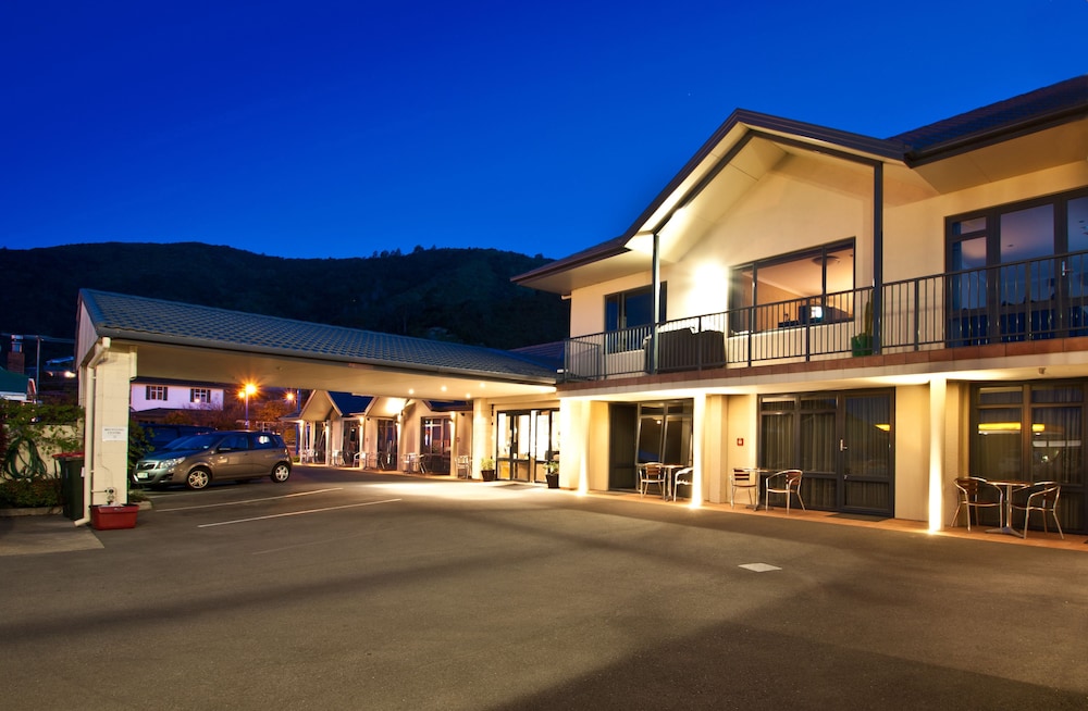 broadway motel