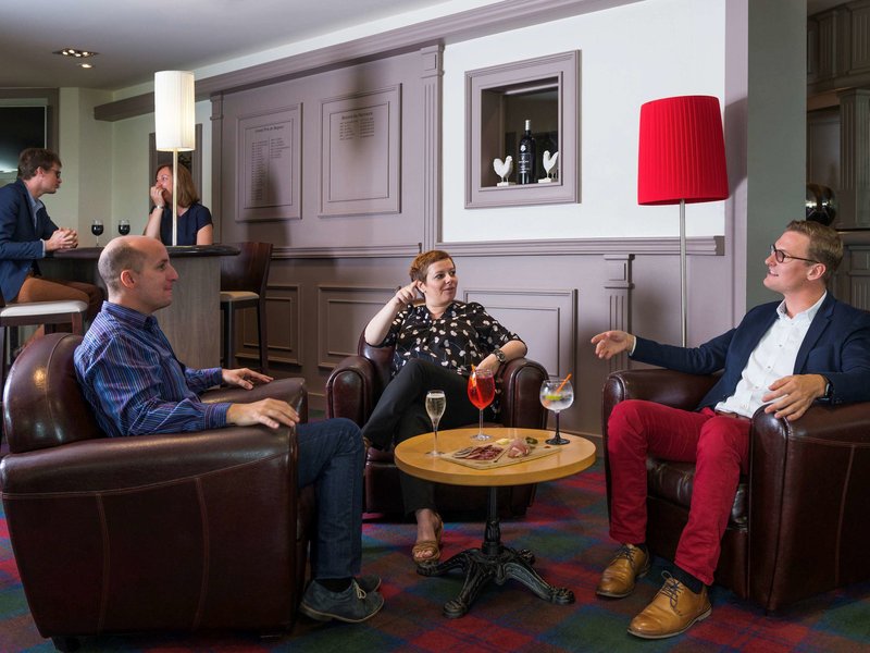 mercure omaha beach hotel