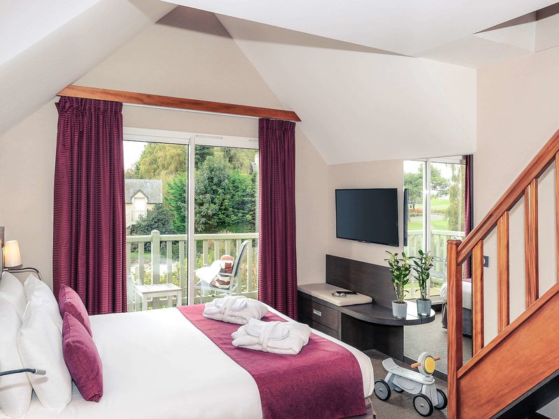 mercure omaha beach hotel