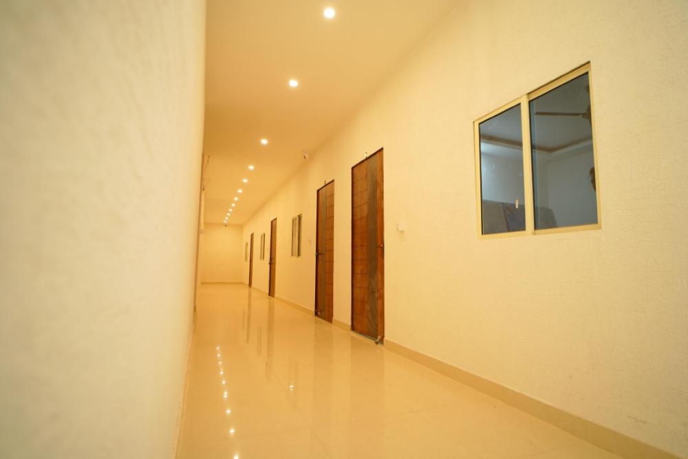 hotel rising