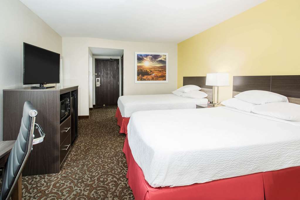 days inn by wyndham phoenix north