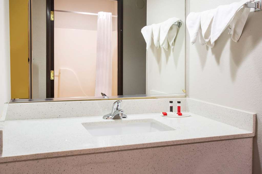 days inn by wyndham phoenix north