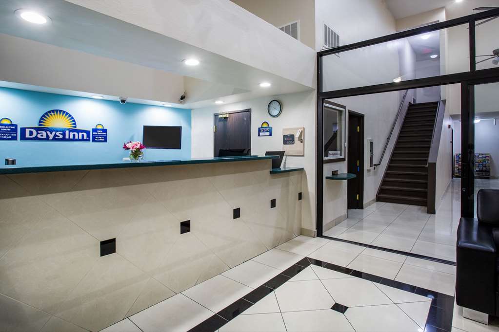 days inn by wyndham phoenix north
