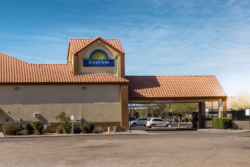 days inn by wyndham phoenix north