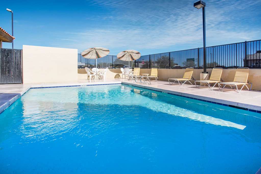 days inn by wyndham phoenix north