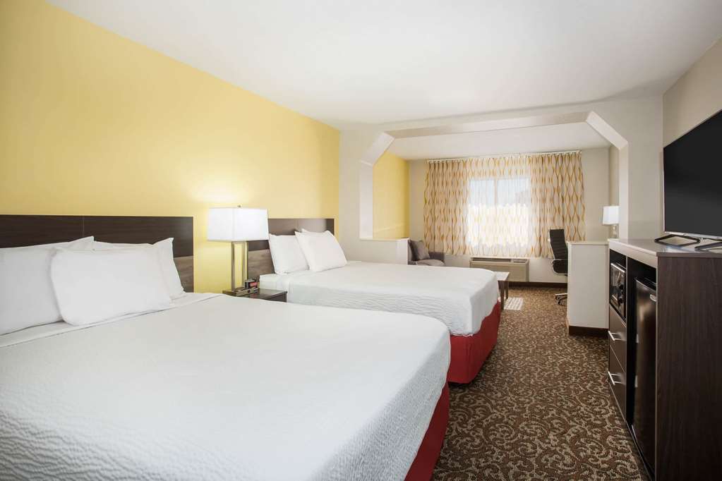 days inn by wyndham phoenix north