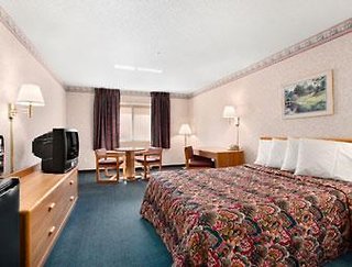 Days Inn By Wyndham Phoenix North,Paradise Valley>>Deer Valley,2 star