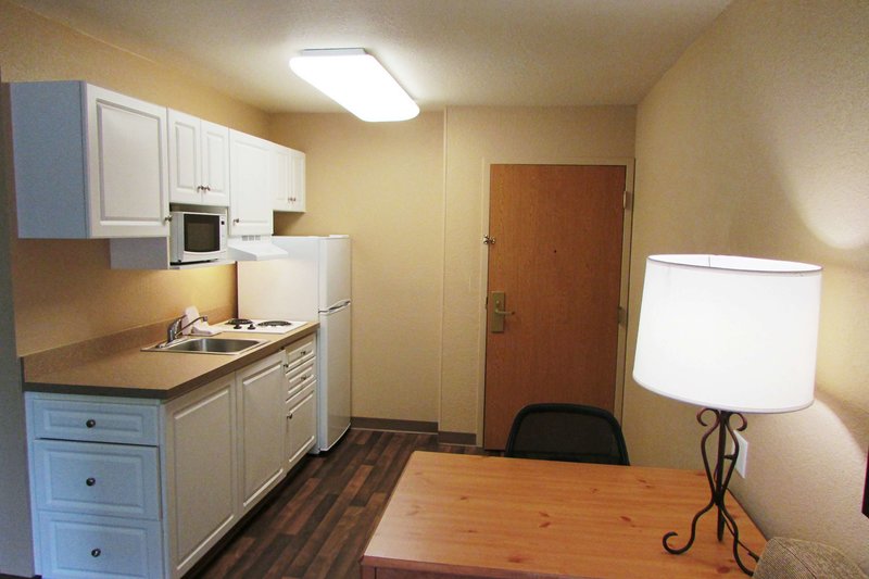 extended stay america suites phoenix biltmore