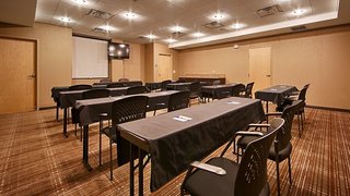 sonesta essential indianapolis airport