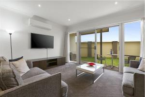 Quest Sanctuary Lakes,Cocoroc>>Aireys Inlet,4 star