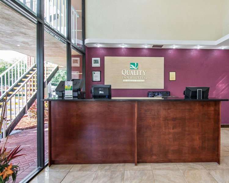 quality inn and suites at tropicana field