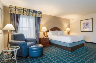 hilton garden inn suffolk riverfront