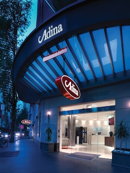 adina apartment hotel sydney town hall