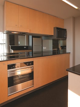 adina apartment hotel sydney town hall