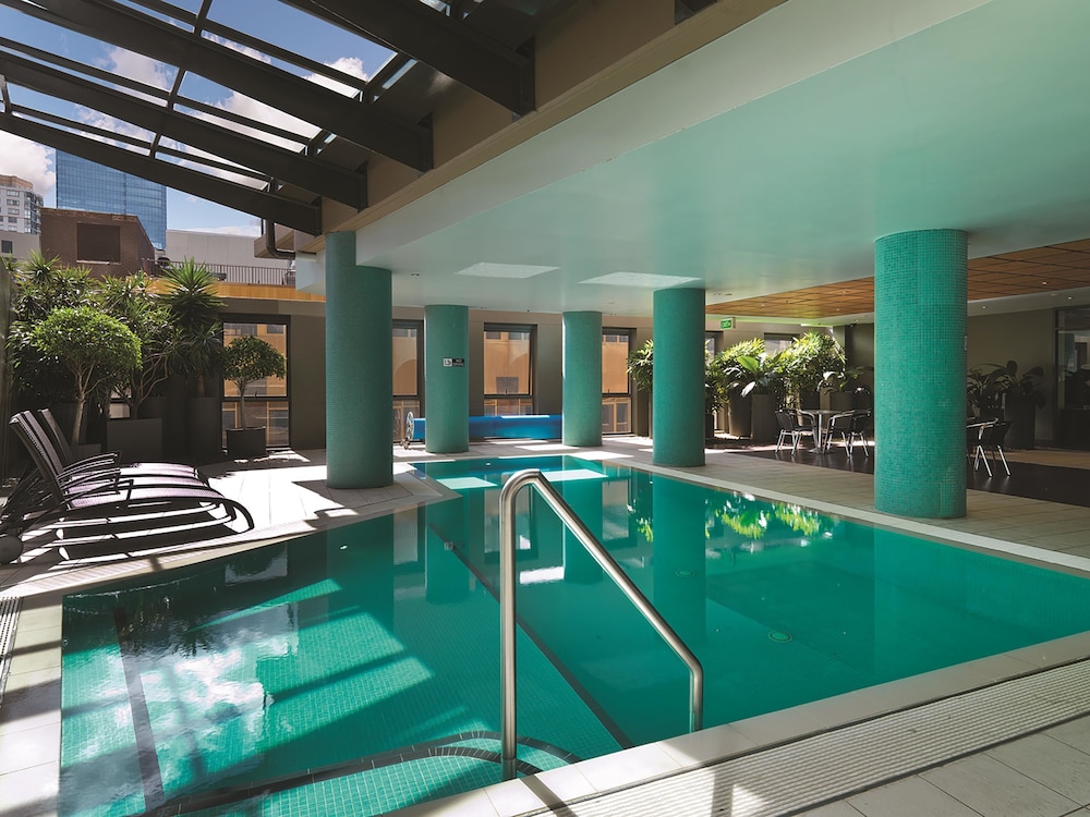 adina apartment hotel sydney town hall