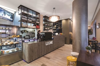 adina apartment hotel sydney town hall