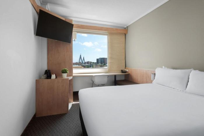 ibis sydney darling harbour