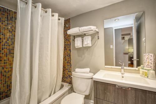 town inn suites hotel