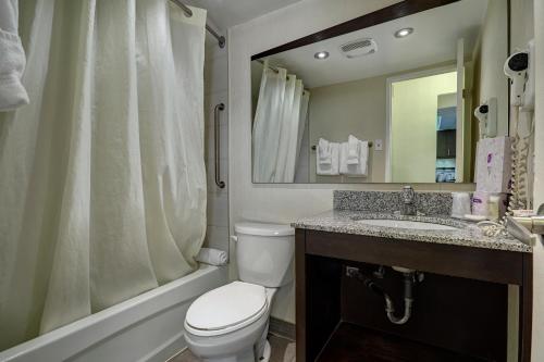 town inn suites hotel