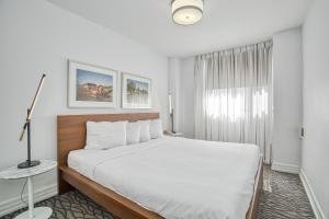 Town Inn Suites Hotel,Markham>>Downtown Toronto,4 star