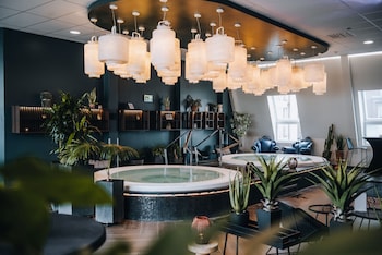 clarion hotel gillet