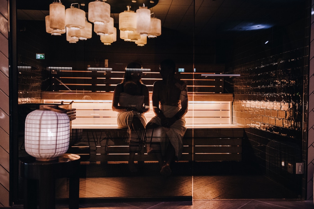 clarion hotel gillet