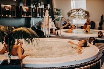 clarion hotel gillet