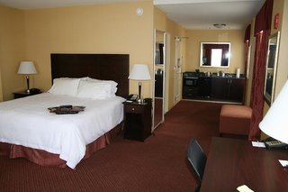 hampton inn and suites providence downtown