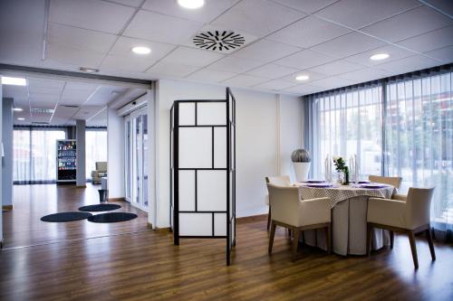 sweet hotel renasa