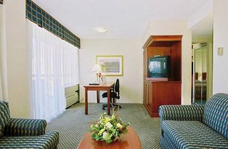 Best Western Premier Chateau Granville Hotel & Suites & Conf,British Columbia>>Downtown Vancouver,4 star