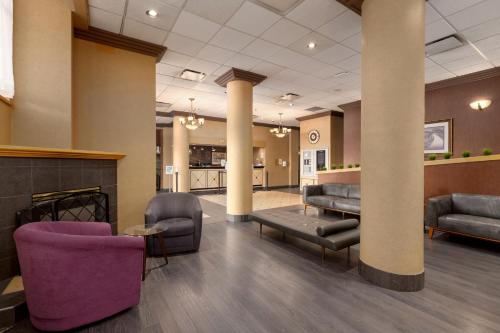 grand park hotel and suites downtown vancouver ascend hotel collection