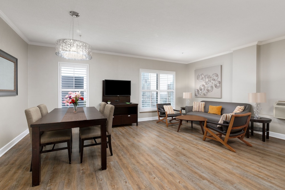 grand park hotel and suites downtown vancouver ascend hotel collection