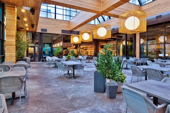 hotel indigo rochester mayo clinic area by ihg