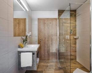 Alpenparks Hotel Montana Matrei,Near Matrei Ski Resort,3 star